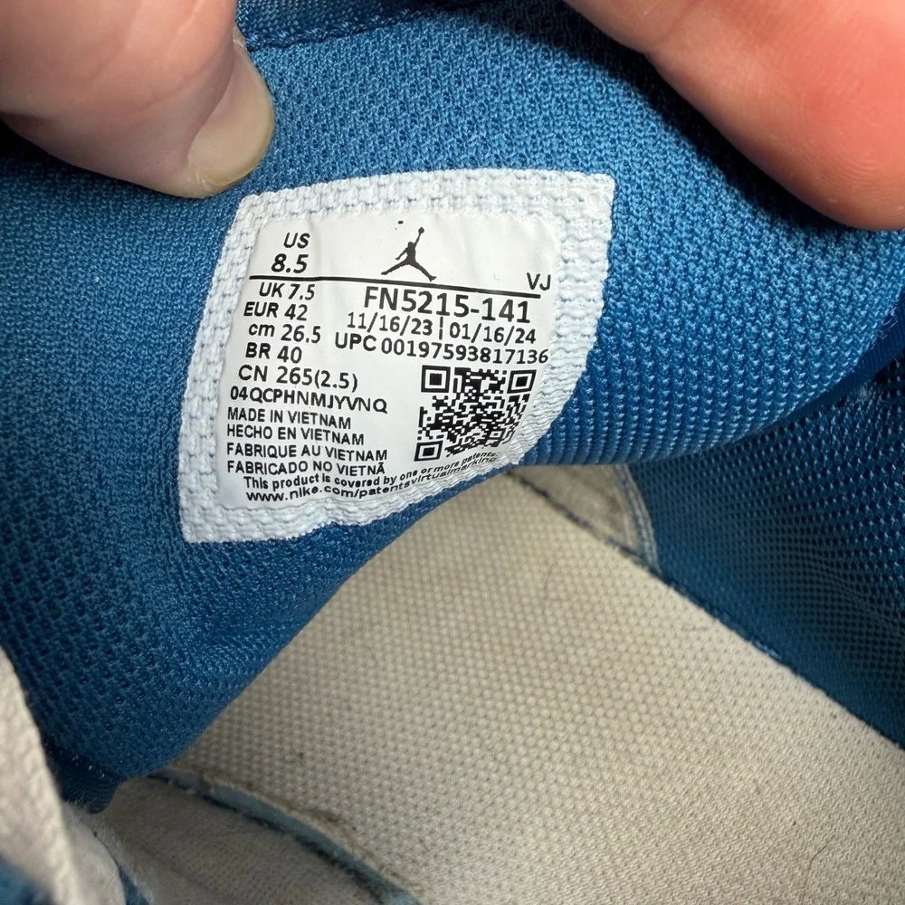 Jordan Air Jordan 1 Mid SE Industrial Blue Sail Mens 8.5‎ FN5215-141